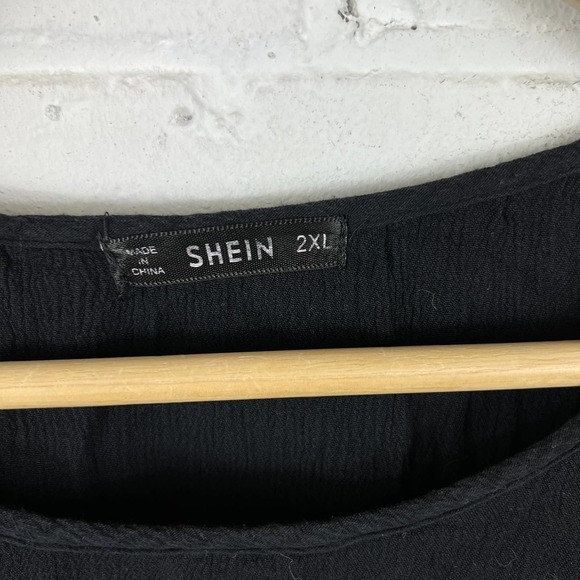 Shein Women's Boat Neck Embroidered Blouse Top Short Sleeves Black Size 2XL - Picture 4 of 5